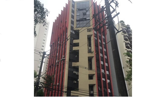 Conjunto comercial para locação no Paraíso com 257 m², 6 vagas. Em prédio de ótimo padrão, com segurança 24 horas, próximo ao metrô. R$ 8 mil